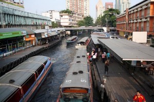  The Canals or Khlongs