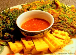 Cha omelet with bamboo shoots